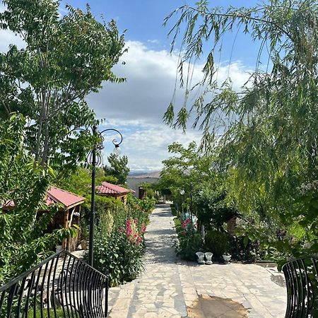 Ralina Restaurant And Hotel Davalinskiy Tsemzavod Dış mekan fotoğraf