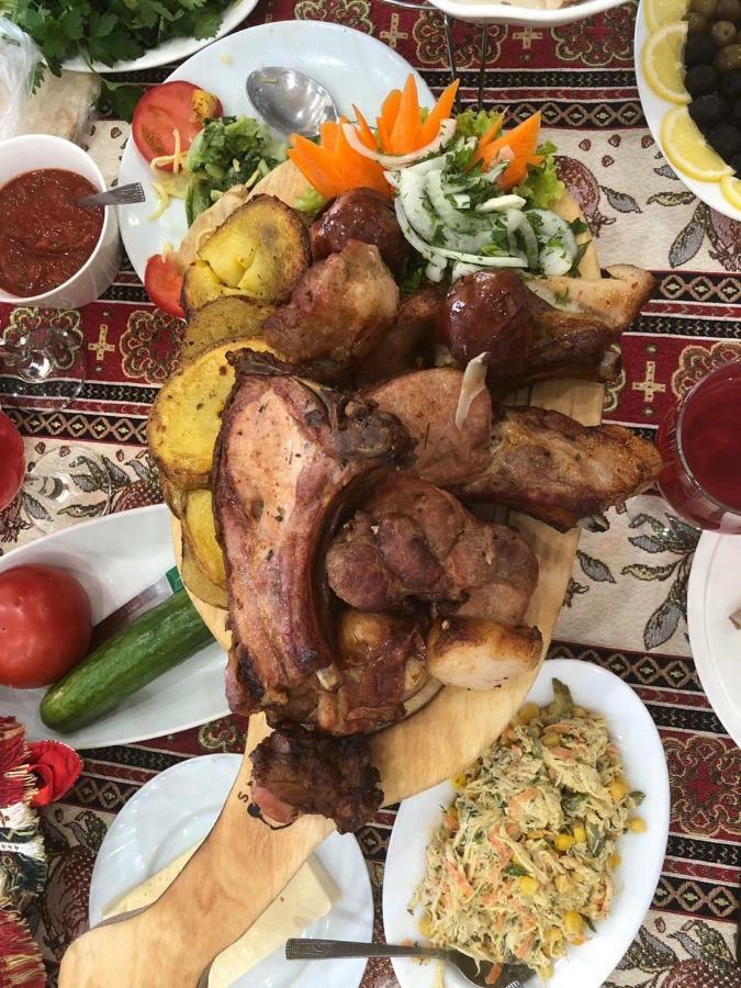 Ralina Restaurant And Hotel Davalinskiy Tsemzavod Dış mekan fotoğraf